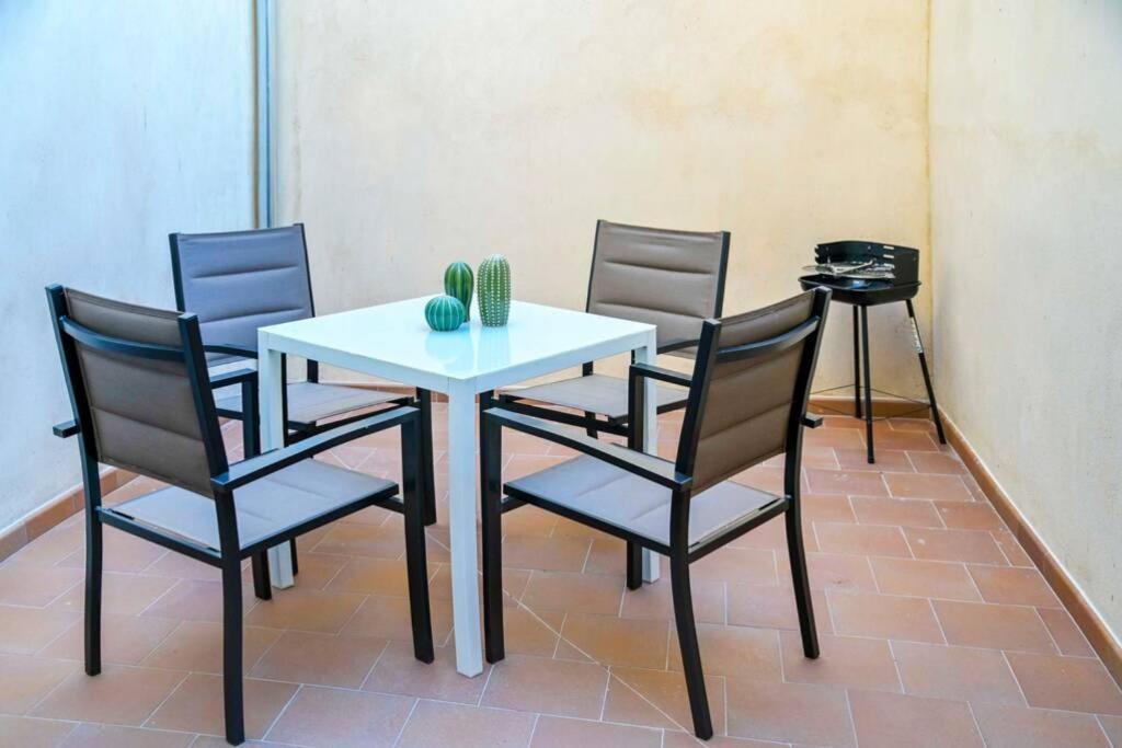 A - Apartamento Elegante Con Piscina Compartida Torrico Ngoại thất bức ảnh